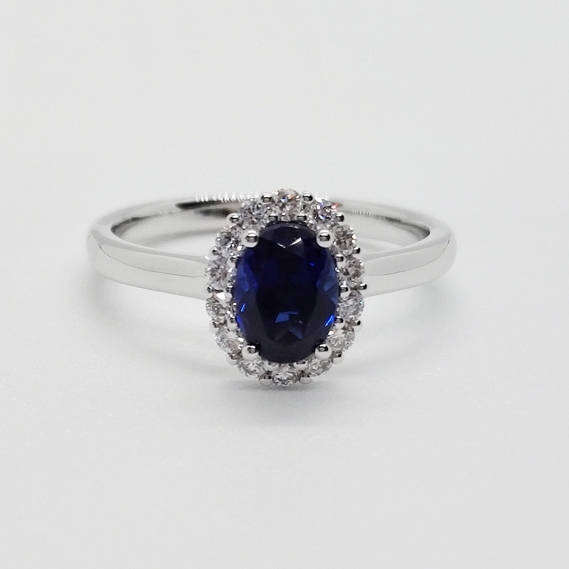 18k white gold engagement ring 1
