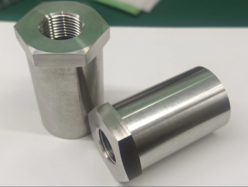 Детали для обработки на станках с ЧПУ OEM-производитель прецизионных деталей из нержавеющей стали для токарной обработки на станках с ЧПУ 1