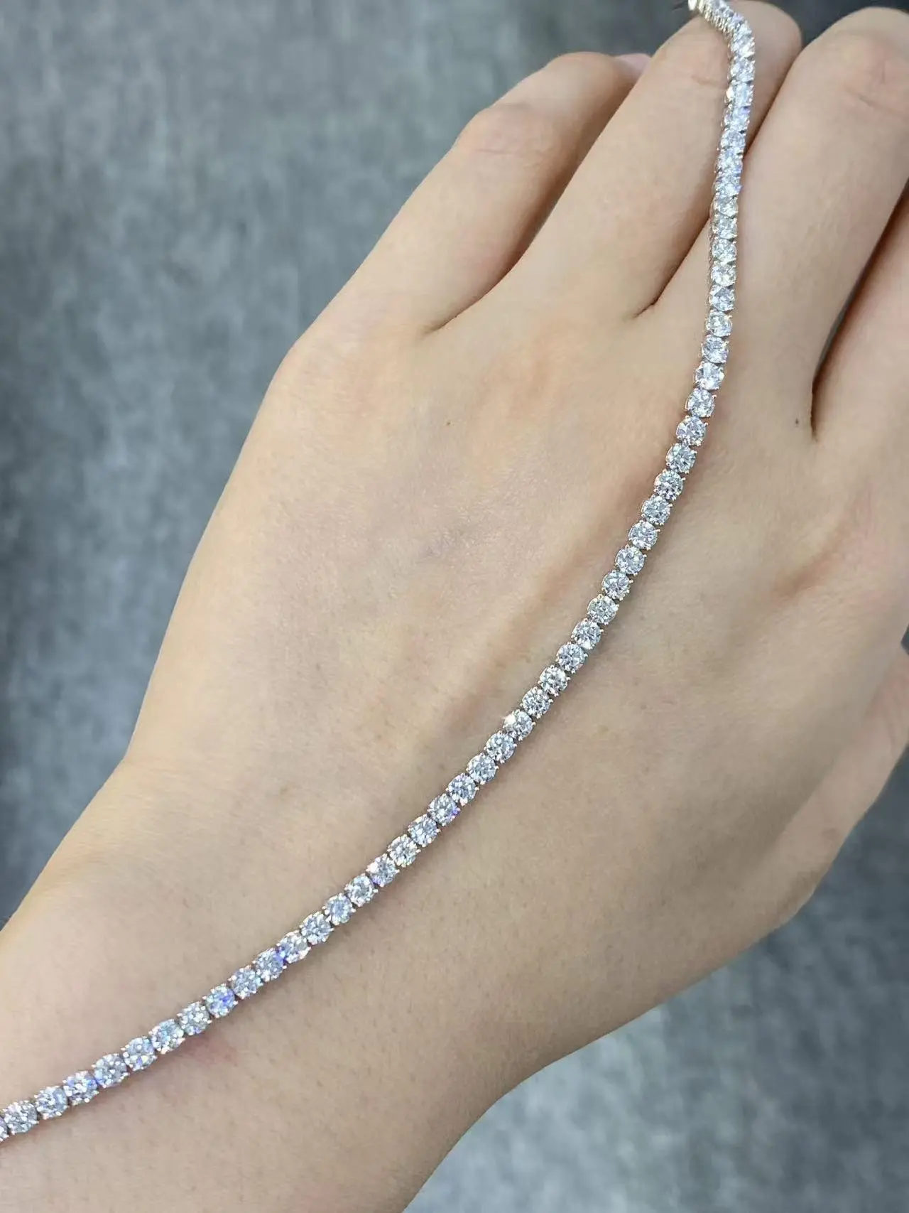 2.6mm Round Cut Lab Diamond  Basket Tennis Bracelet Everyday Essential VS1 E 1