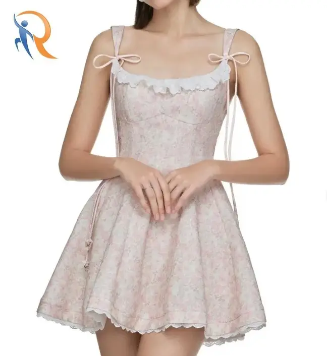 فستان نسائي وردي بطبقتين وحمالات 1