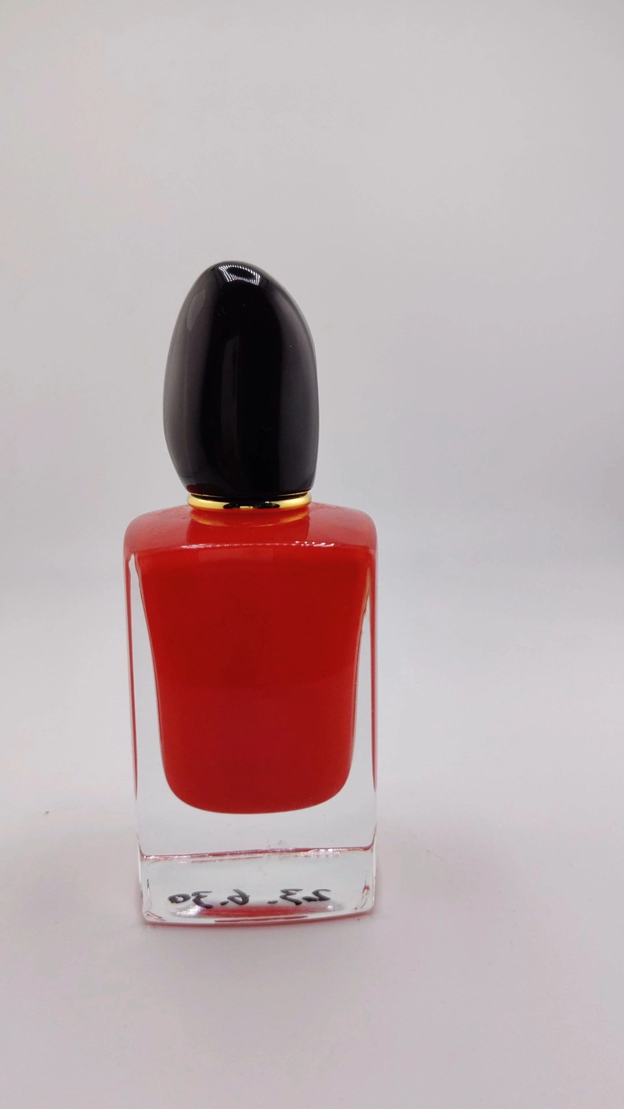 Glomorous High End Luxury Unique Perfume Glass Bottle red color 30ml 50ml 100ml Empty Perfume Spray Bottles with Box Packaging 1