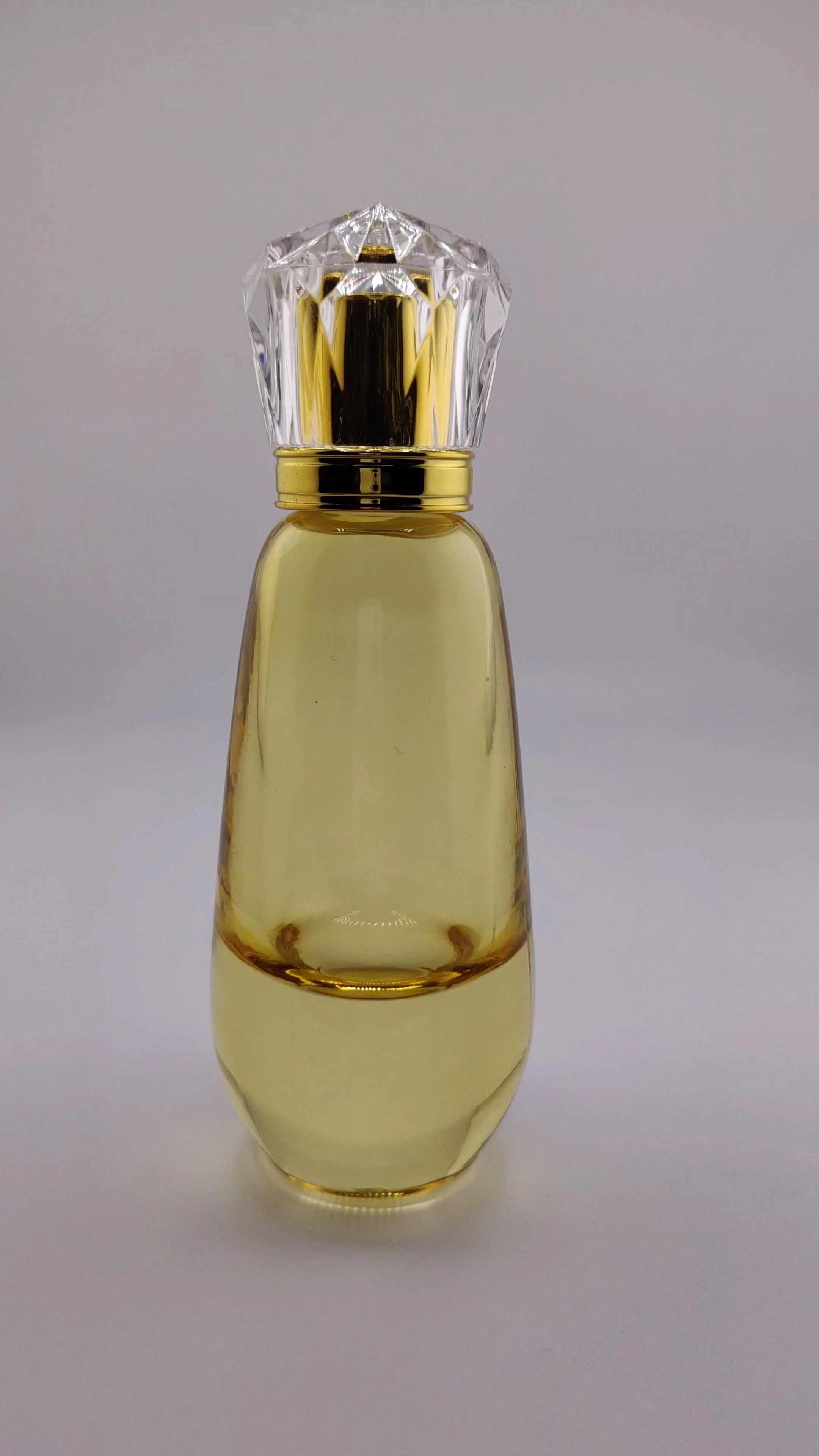 Botella de perfume vacía transparente de alta gama, diseño exquisito, 30 ml, 50 ml y 100 ml, precio competitivo, color amarillo, con caja. 1