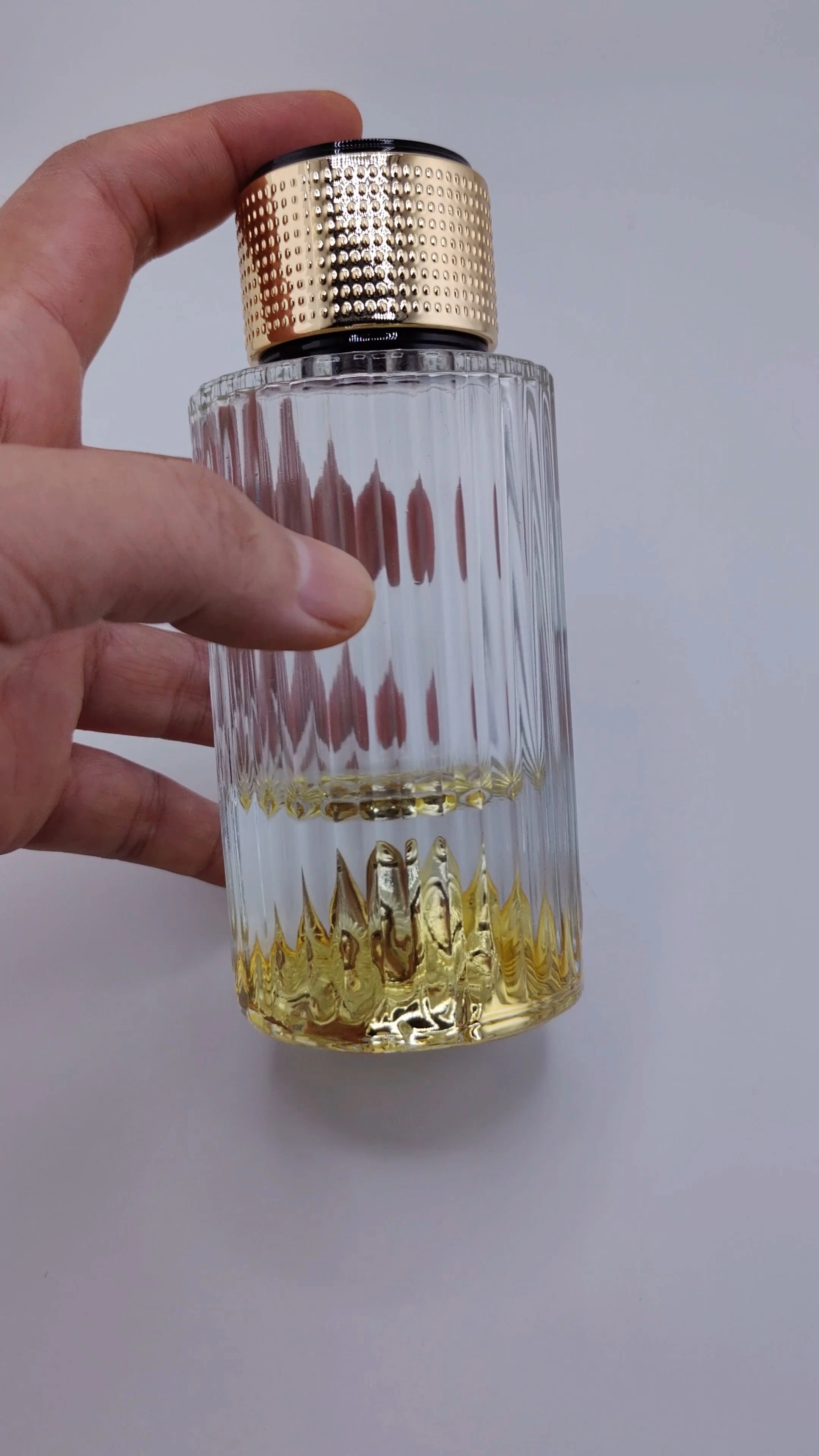 Botella de perfume de lujo glamurosa a precio competitivo, 30 ml, 50 ml, 100 ml, botella de perfume con forma personalizada, botella de perfume vacía de lujo con caja. 1