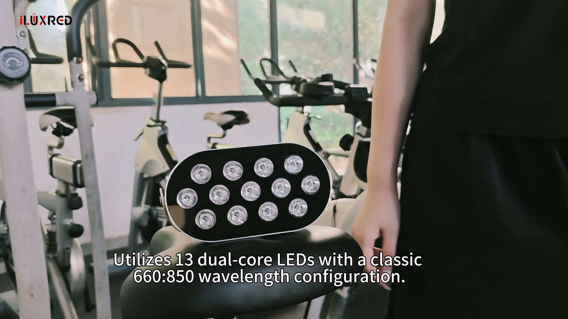 iLUX-MINI60-2 2 wavelength 660NM:850NM red light therapy panel built-in 5000 mAh battery 1