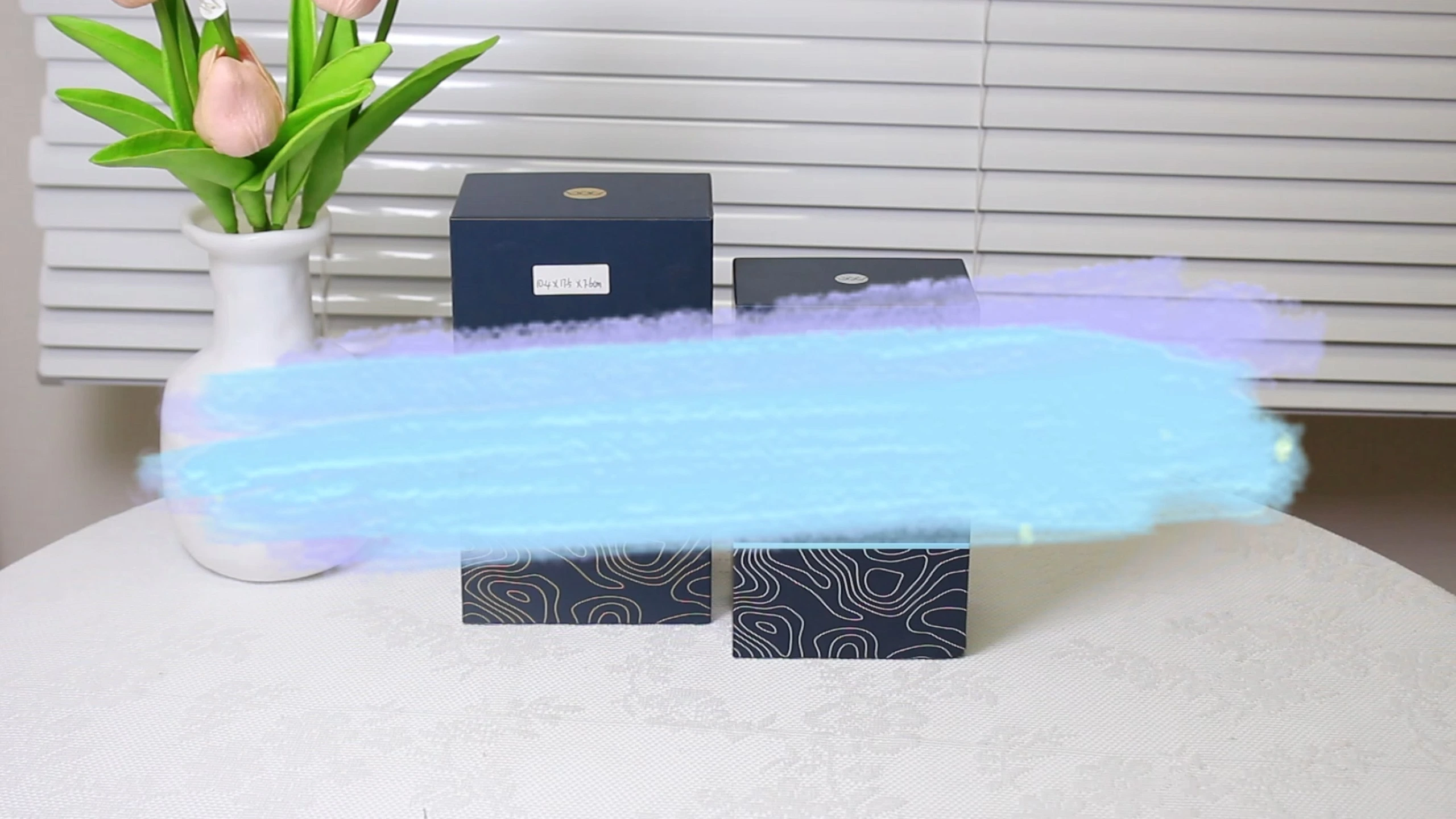 CF Perfume Bottle Gift Paper Box Recyclable Eco-Friendly Elegant Essential Oil Rigid Packaging Box with Foam Insert 1