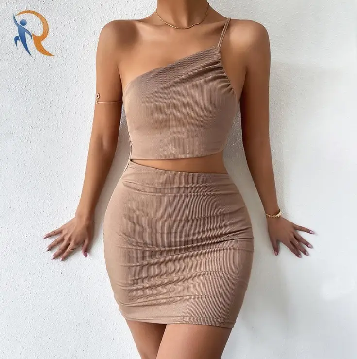 فستان قصير ضيق بفتحة كتف واحدة ورباط للنساء 1