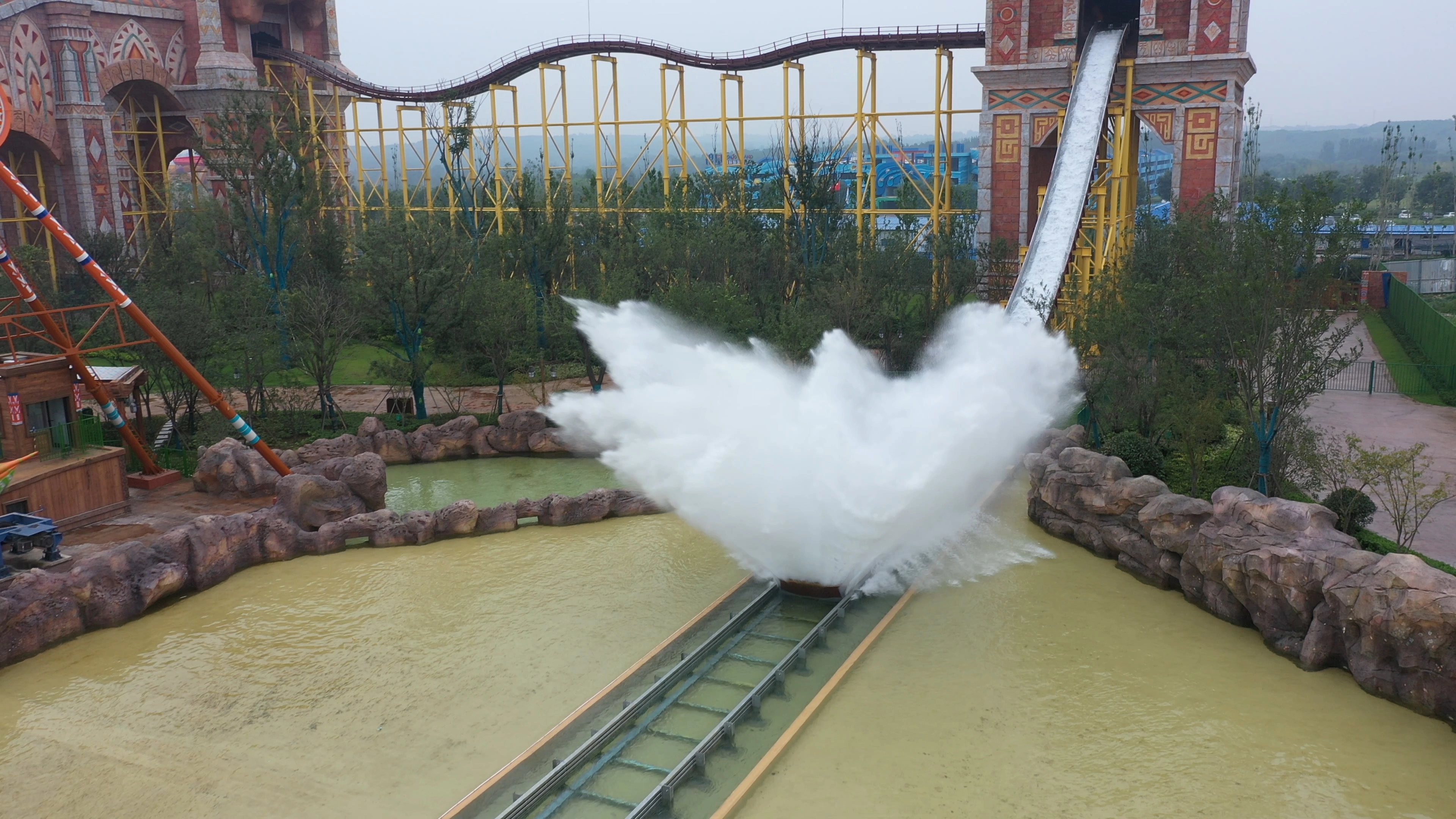 Water Chute Ride JL-26R with High Safety Standard 1