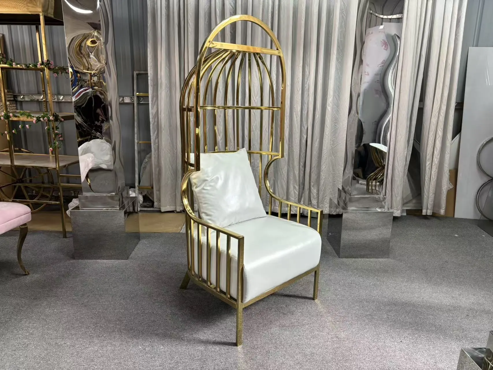 Stainless Steel Birdcage Sofa for Commercial Use 1