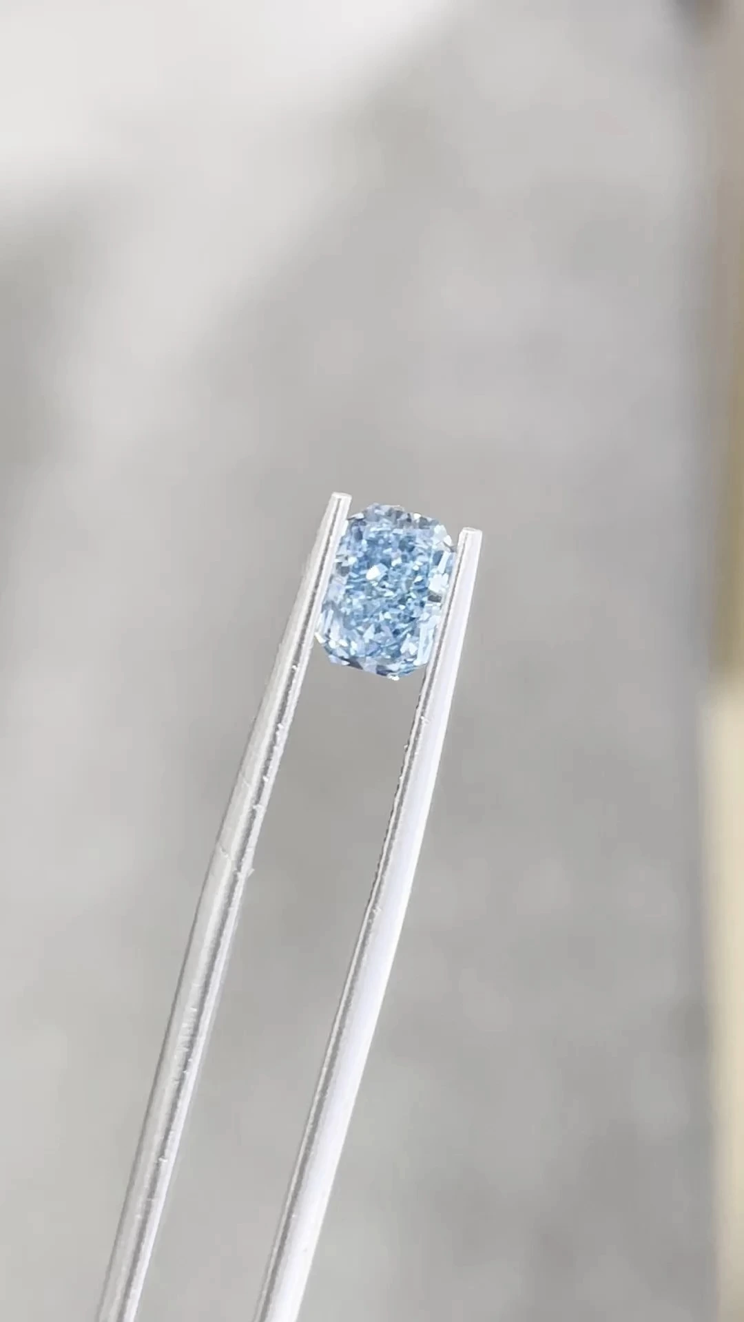 Lab Grown Fancy Intense Blue Radiant Cut Excellent Brilliant VS1 Clarity Diamond 1