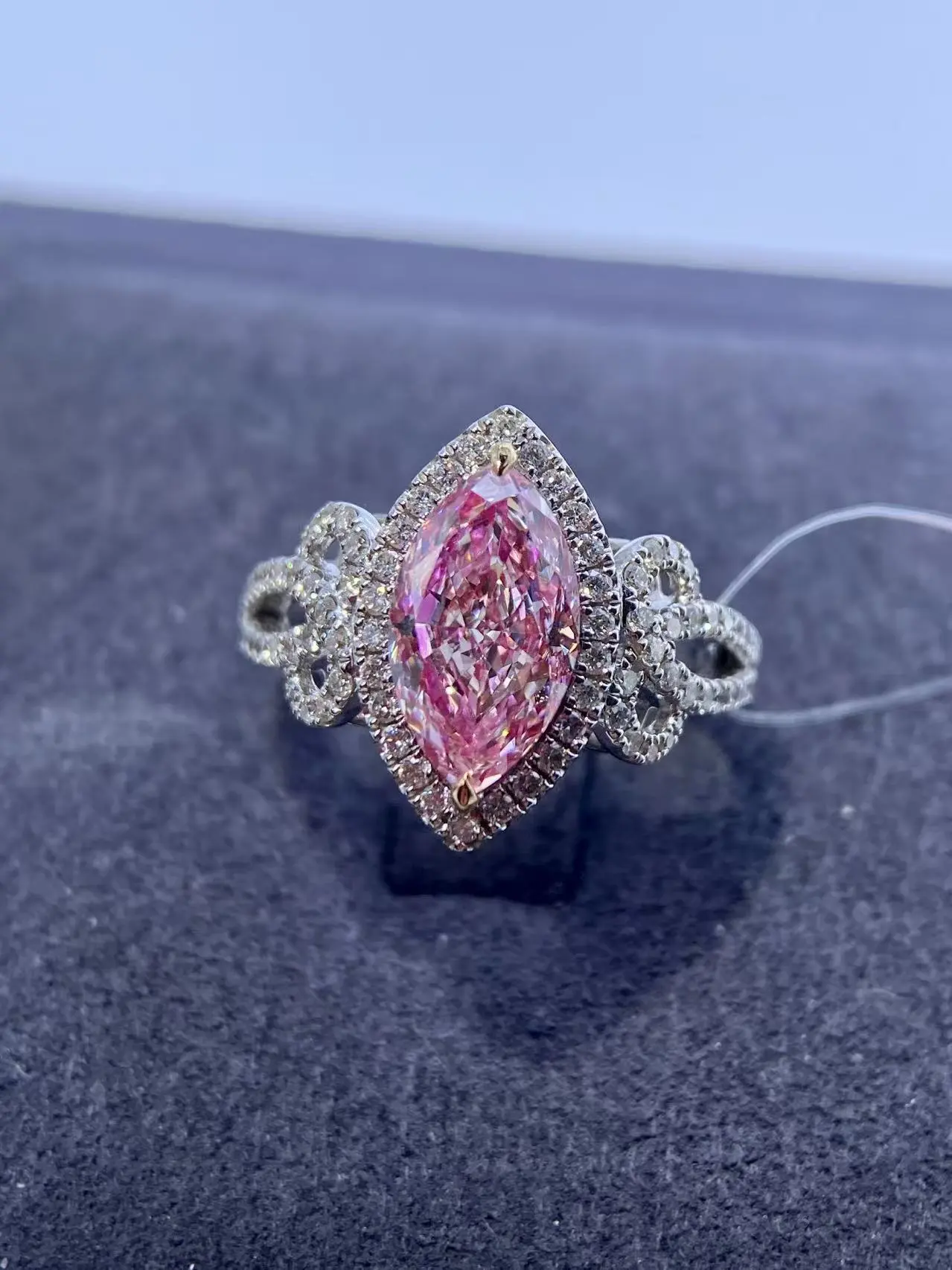 18K White Gold Excellent Brilliant Lab Grown Marquise Cut VS1 Clarity Fancy Intense Pink Diamond Luxurious Ring 1