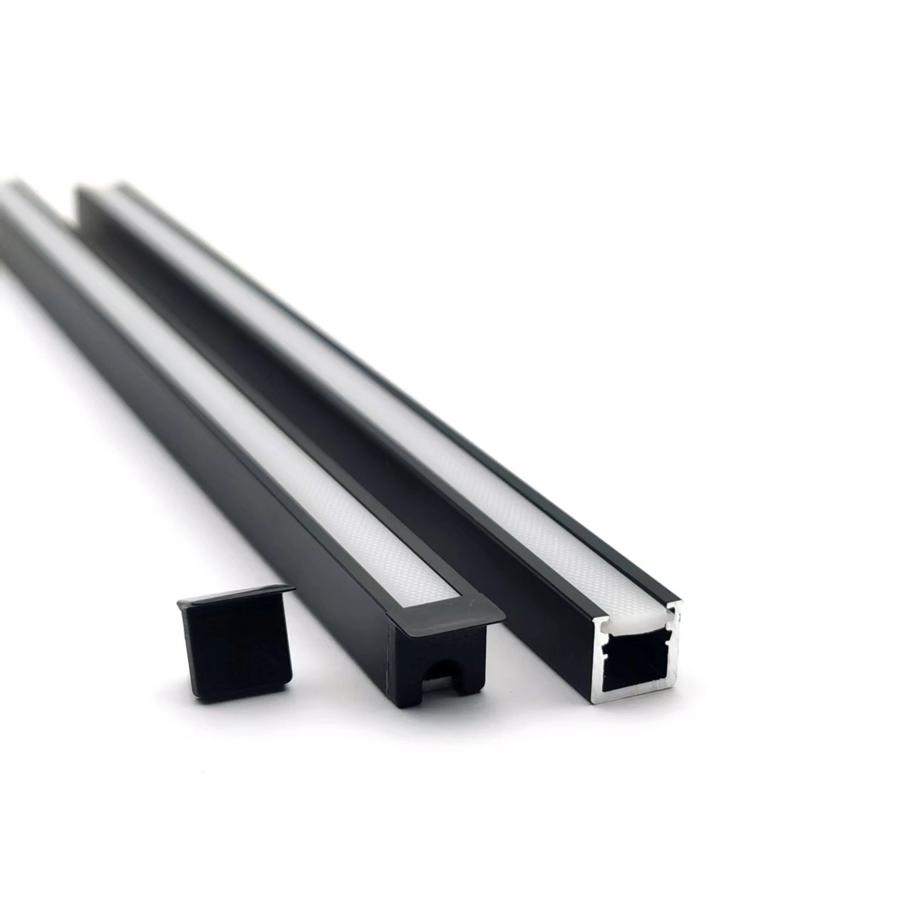 Kundenspezifisches YG-1010-1 10 * 10 Prägediffusorabdeckung Schräglicht-Eck-Aluminiumprofil für den Schrank-LED-Streifenbeleuchtungskanal 1