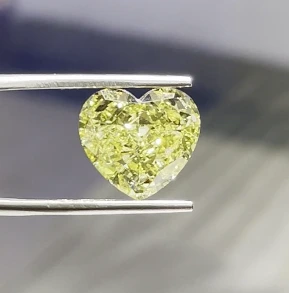 Lab Grown Fancy Yellow Excellent Brilliant Heart-Shaped VS1 Clarity Diamond 9.05ct 1