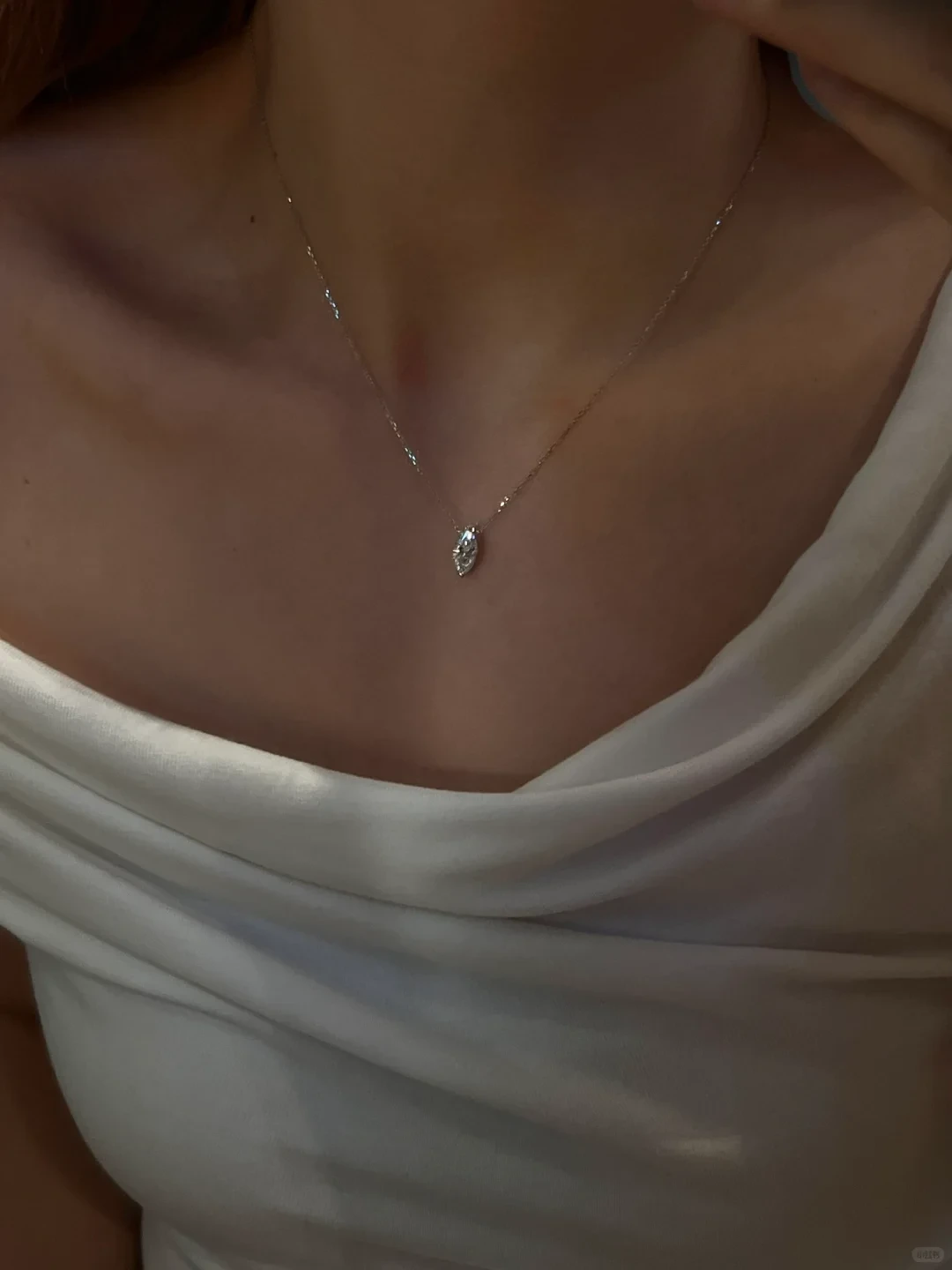 18k gold laboratory-grown diamond necklace - marquise-cut necklace grown in a laboratory 1