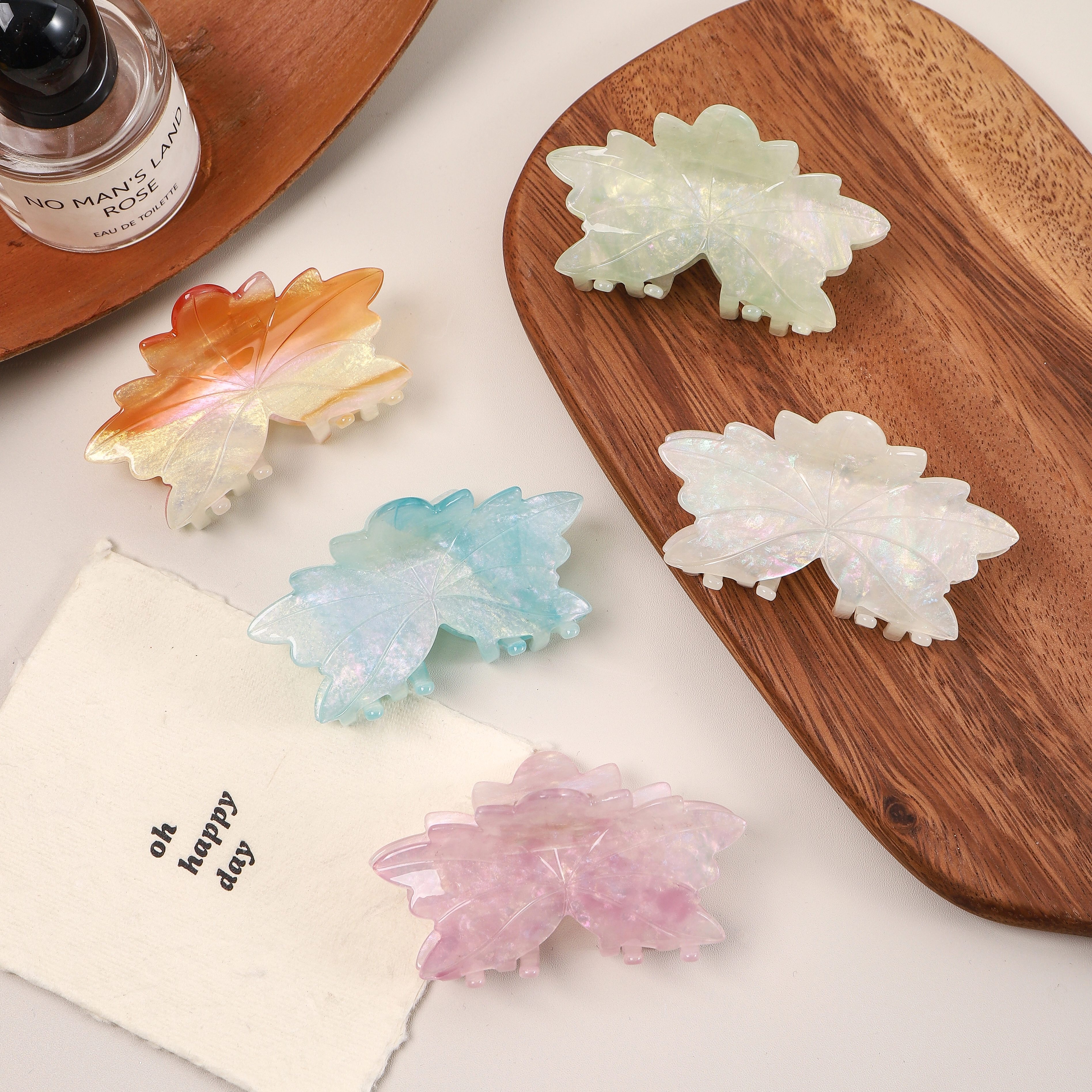 Haarspange in Form eines Ahornblatts aus Essigsäure, hochwertige Haifisch-Haarspange als Haaraccessoire für Damen 1