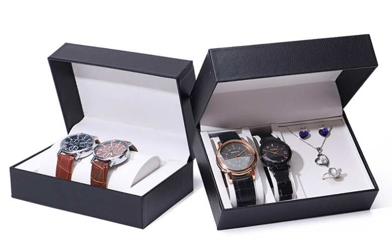 <Jewellery Watch Box designed for couples to share> 1