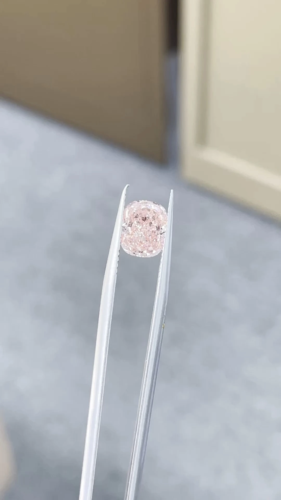 Fancy Intense Pink Lab Grown Excellent Cushion Cut VVS2 Clarity Diamond 2.05ct 1