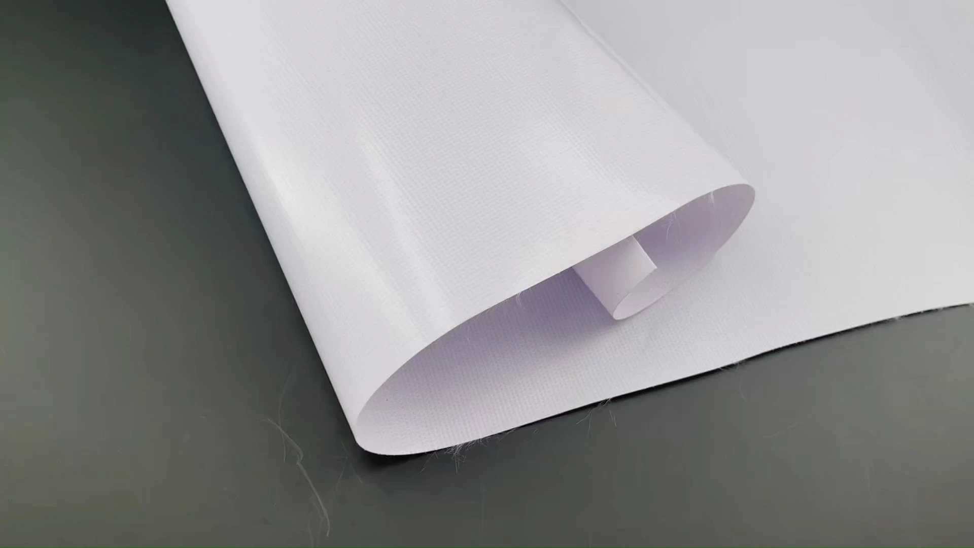 White 500D advertising laminated PVC tarpaulin 1