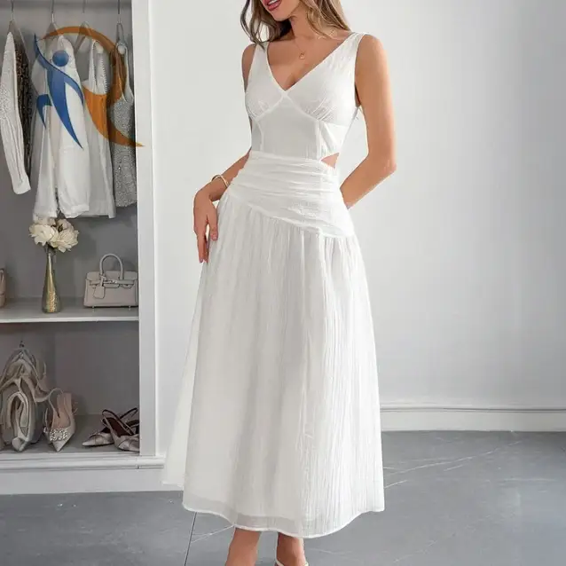 فستان ماكسي بفتحة رقبة على شكل حرف V | فستان بدون أكمام بخصر منسدل 1