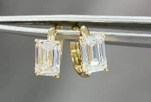 18K Emerald 2.091ct Lab Diamond Earring Custom Jewelry VVS 1