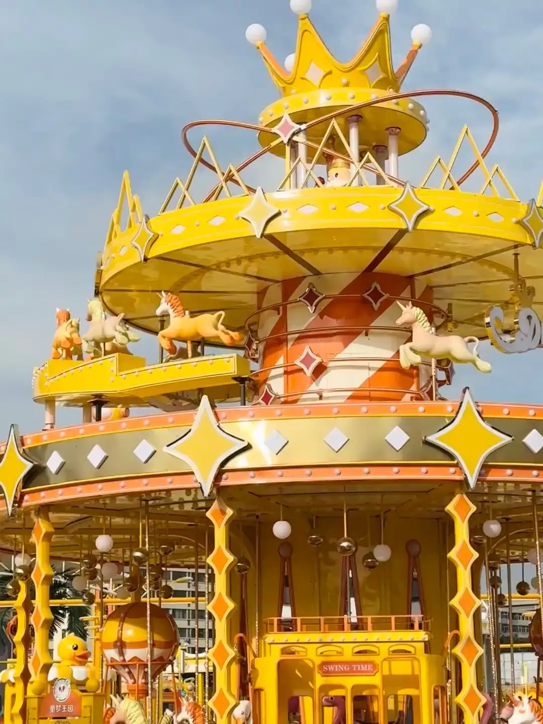 B.Duck 42 - مقعد مملكة القصص الخيالية دوارة ذات طابقين: مغامرة دوارة سحرية وملونة 1