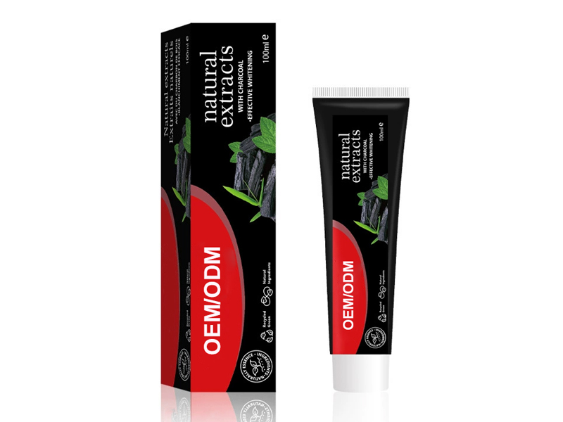 Pasta de dientes refrescante con menta y carbón de bambú 1