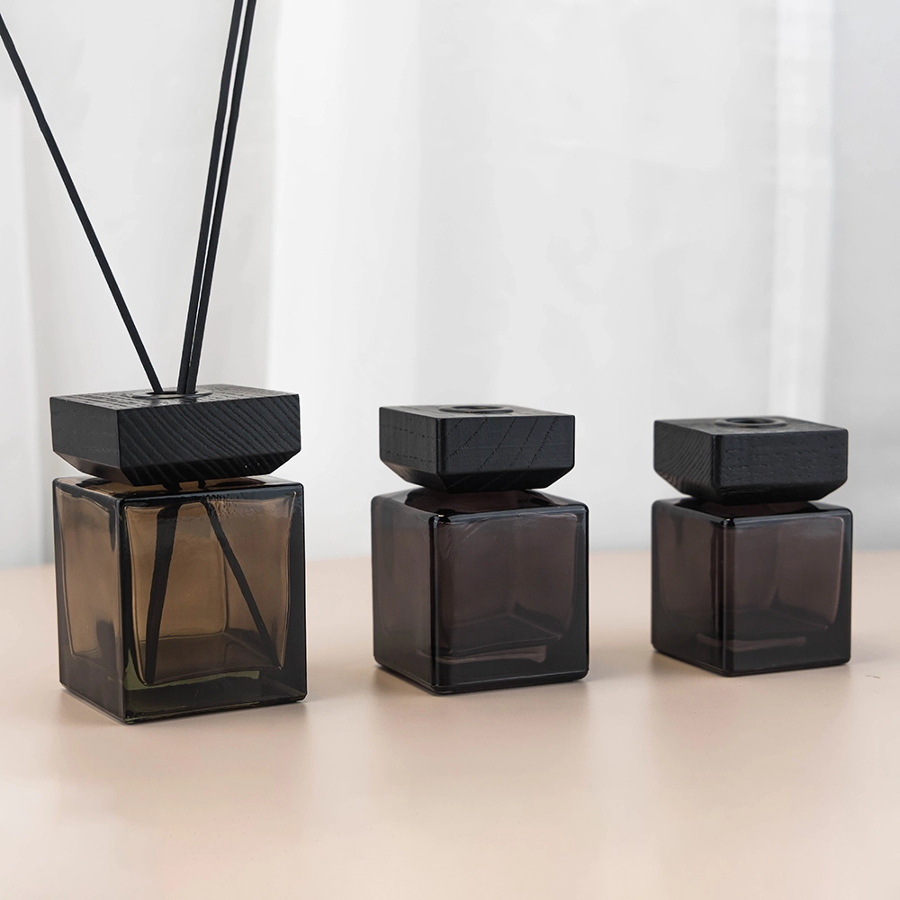 도매 다크 앰버 유리병 - 100ml, 150ml, 200ml 나무 뚜껑이 있는 사각 병 (홈 향수용 BEST-23337) 1