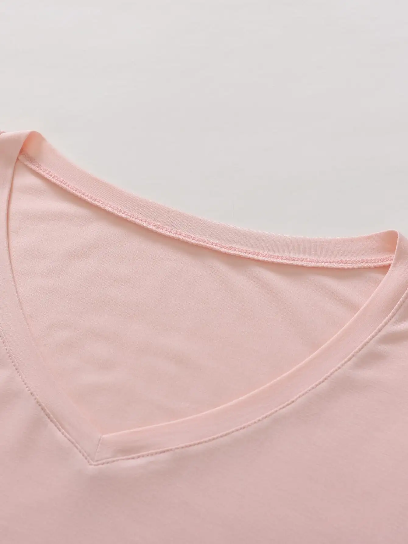 Custom T Shirts with Logo​ by UNIT-100 4