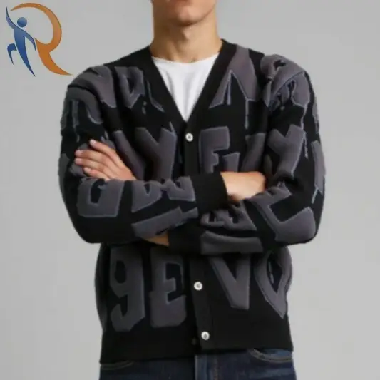 سترة مطرزة برقبة دائرية ملابس عصرية 1