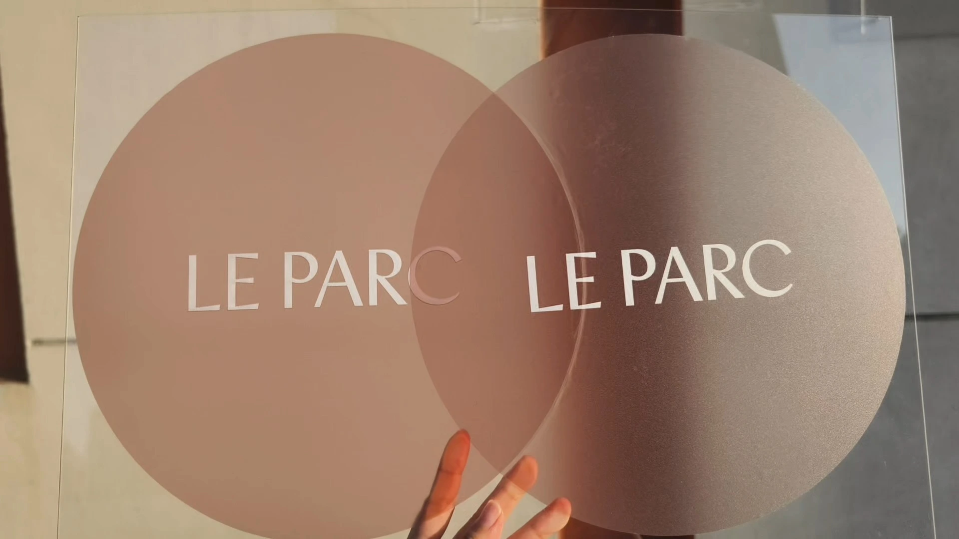 Hochtransparente, selbstklebende Vinylfolie für Glasfensteraufkleber, Wandtattoos, Schilderdruck 1