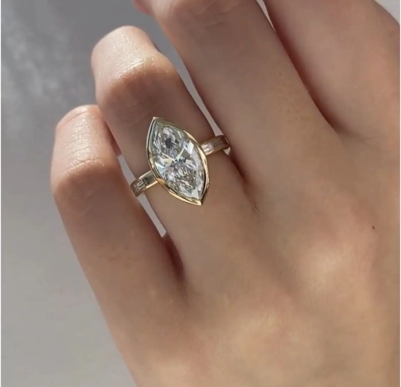 14K LAB DIAMOND MARQUISE RING 1