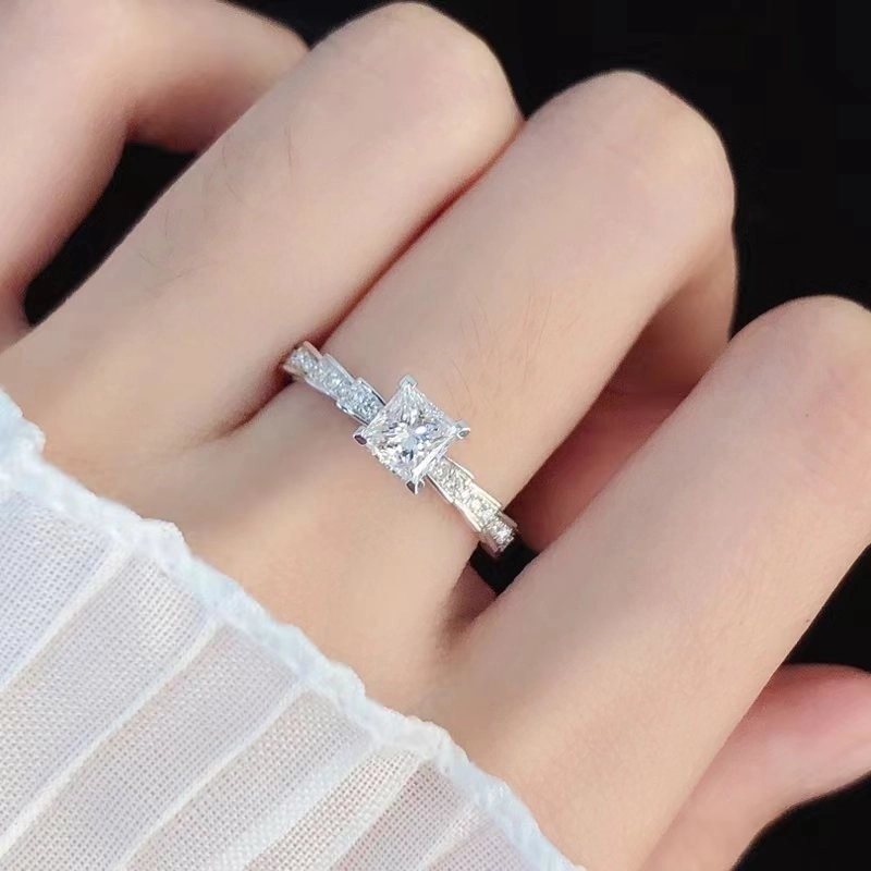 18k gold lab diamonds ring 1.8ct Princess Engagement ring with IGI certification 1