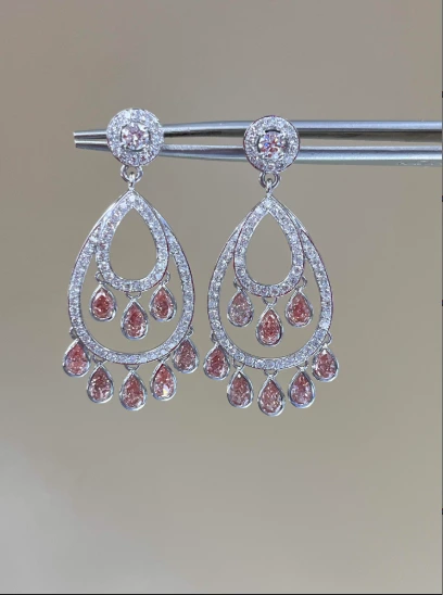 Eye-Catching Lab Grown Pink Diamond Earrings Brilliant Sparkle & Romantic Aesthetic for Dates 1