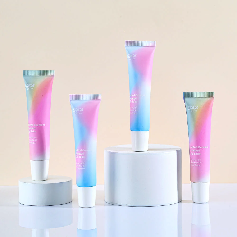 D19 tube for lip gloss 1