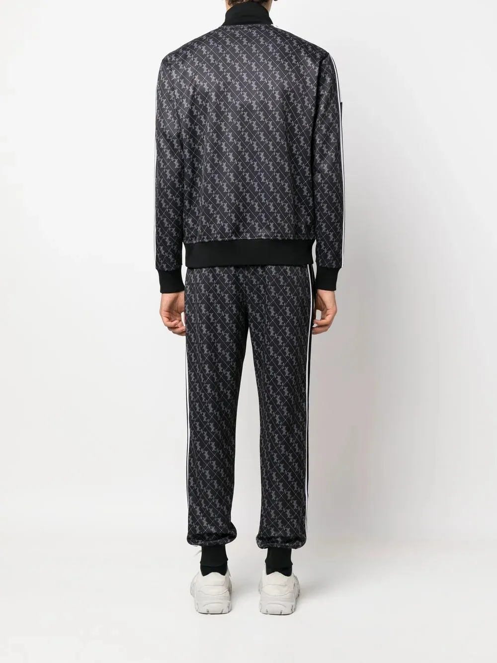 Sweatpants Set​ by UNIT-100 4