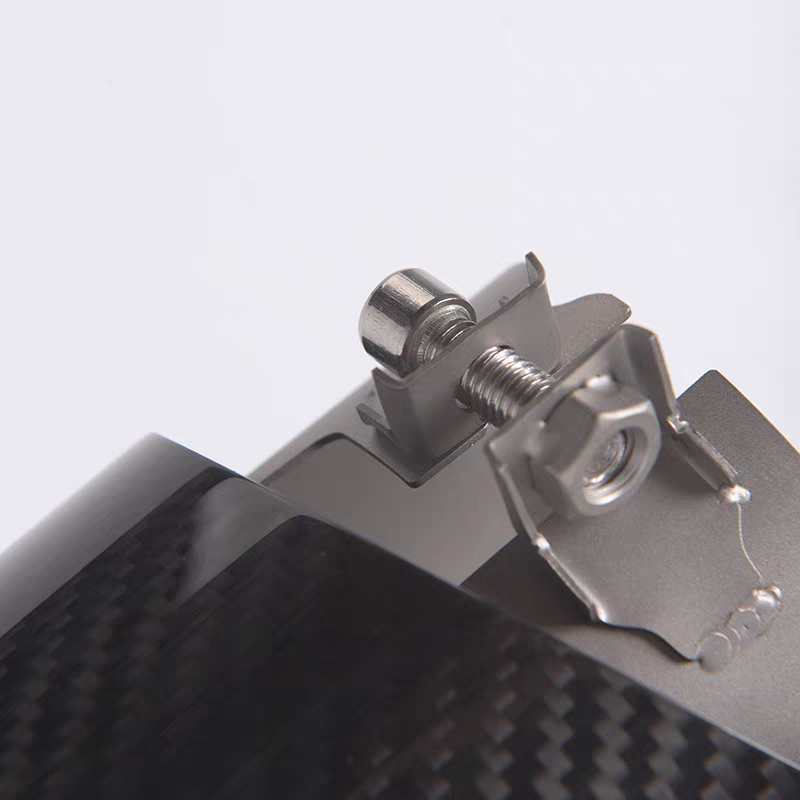 Carbon Fiber Exhaust Pipe Muffler Tip For BMW G90 G99 M5 5