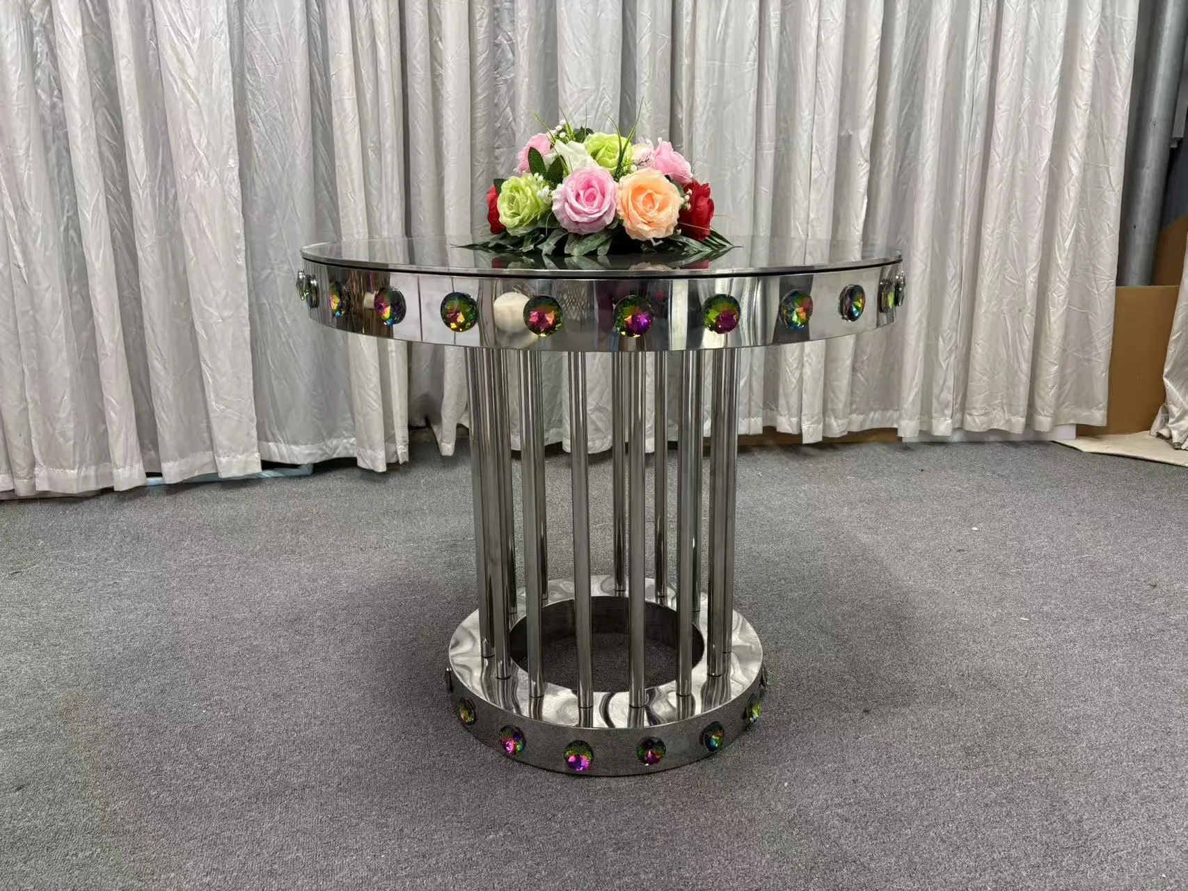 Stainless Steel Crystal Cake Table with Clear Glass Top for Display2 1