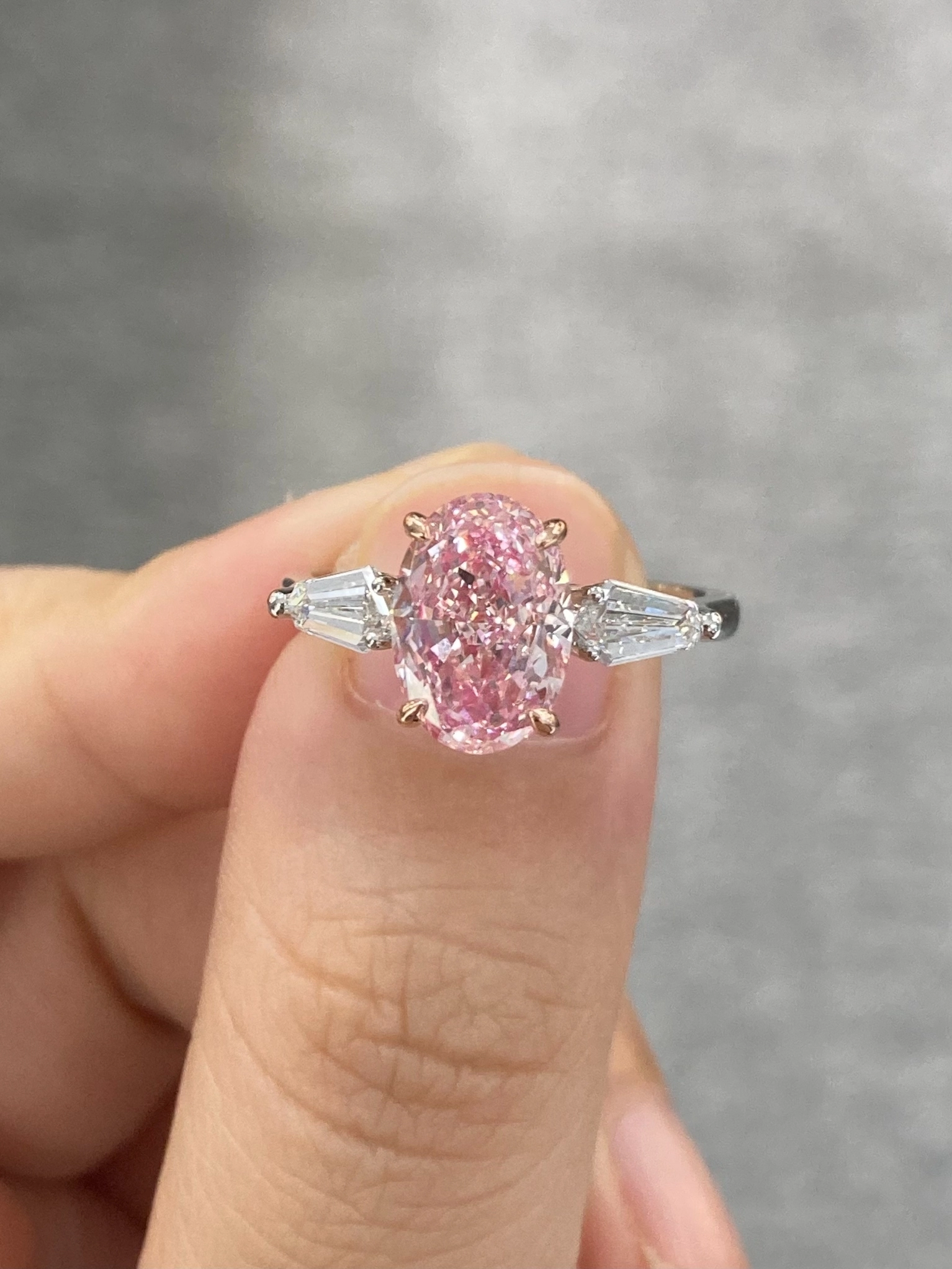 ZKZ Custom Jewelry DEF VVS Lab Grown Diamond Oval Cut Women Fine Jewelry Ring for Daily Wear 1