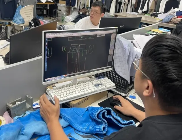 What Factors Should Be Considered When Choosing A Clothing Manufacturer 1