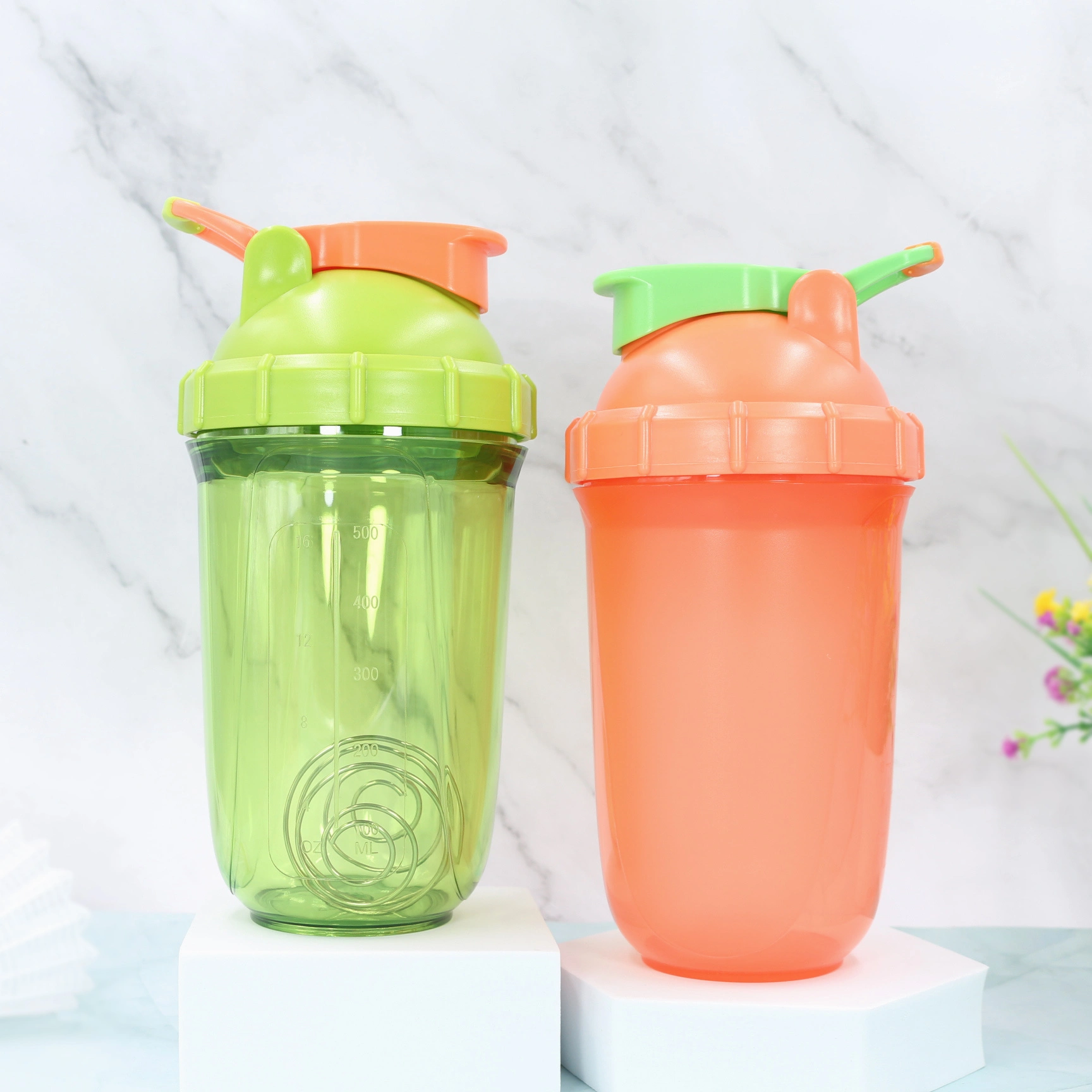 Bottiglia d'acqua shaker proteica KINGLINE da 500 ml in PP/PC con sfera di miscelazione in metallo senza BPA 1