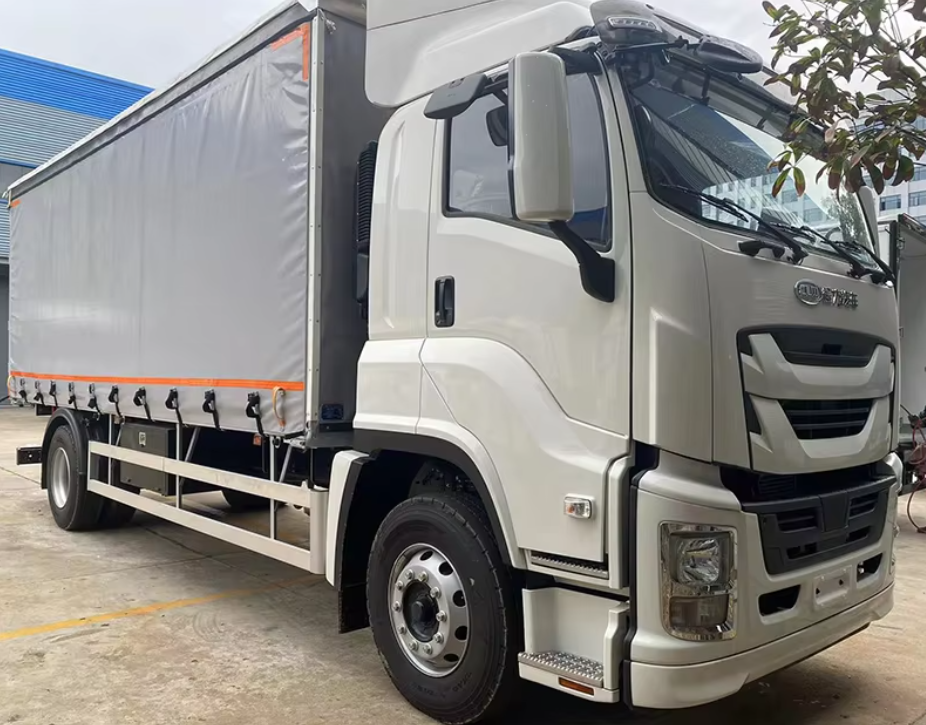 עבור איסוזו גיגה 4X2 240 כ"ס דיזל משאית כבדה חדשה עם הגה שמאלי צד וילון דלת מתגלגלת גדר מיכל מטען אחורי עמיד יעיל 4