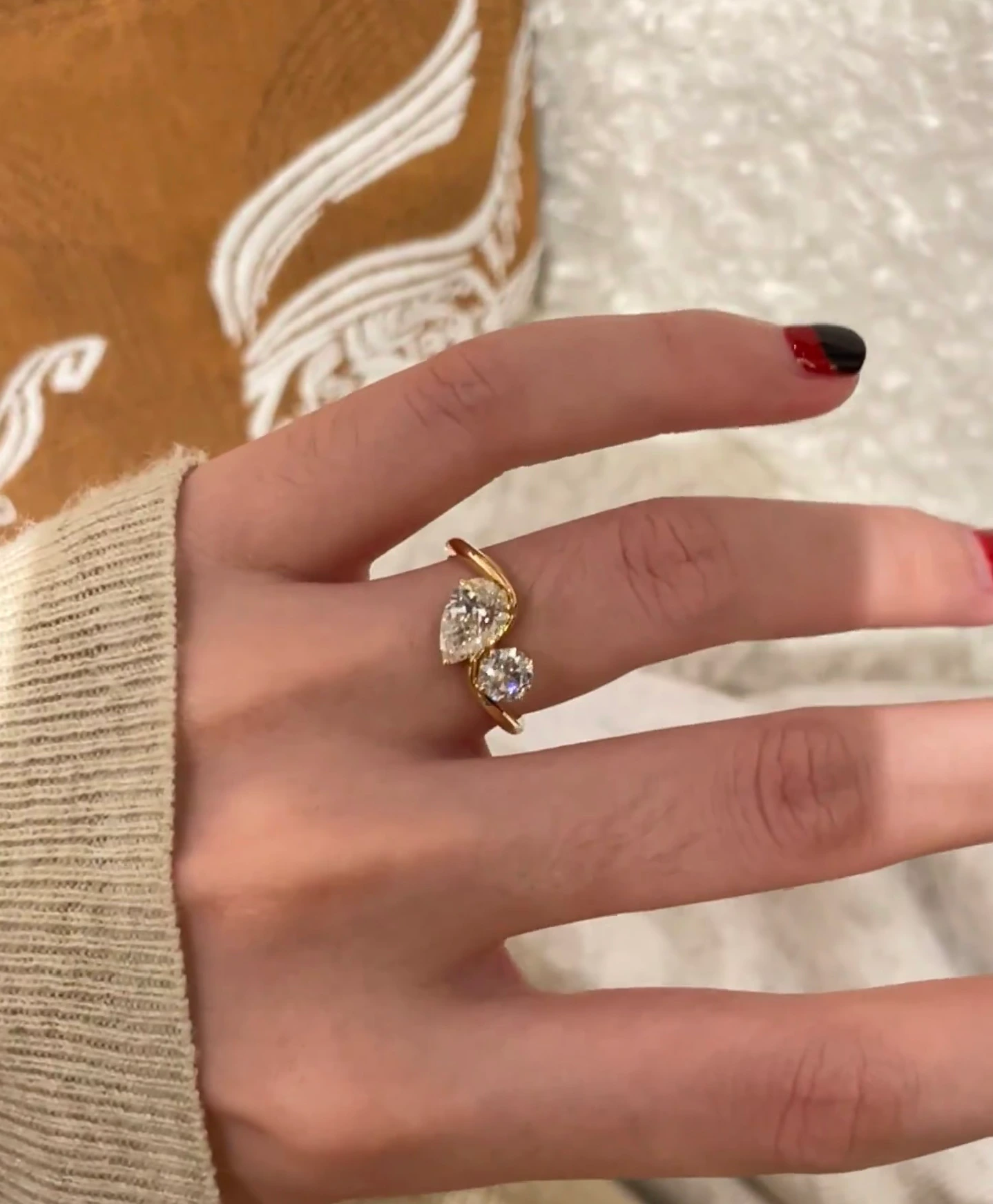 18K Lab Diamond Ring 1ct Pear and Round Ring with IGI certification 1