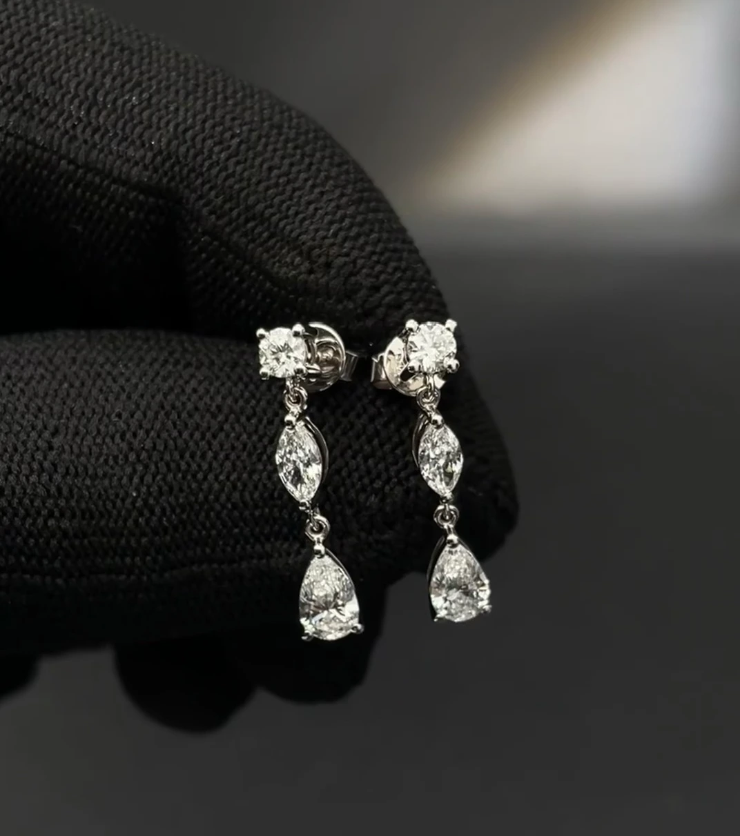 18k lab diamond earrings 2.58ct round pear and Marquise with IGI certification 1