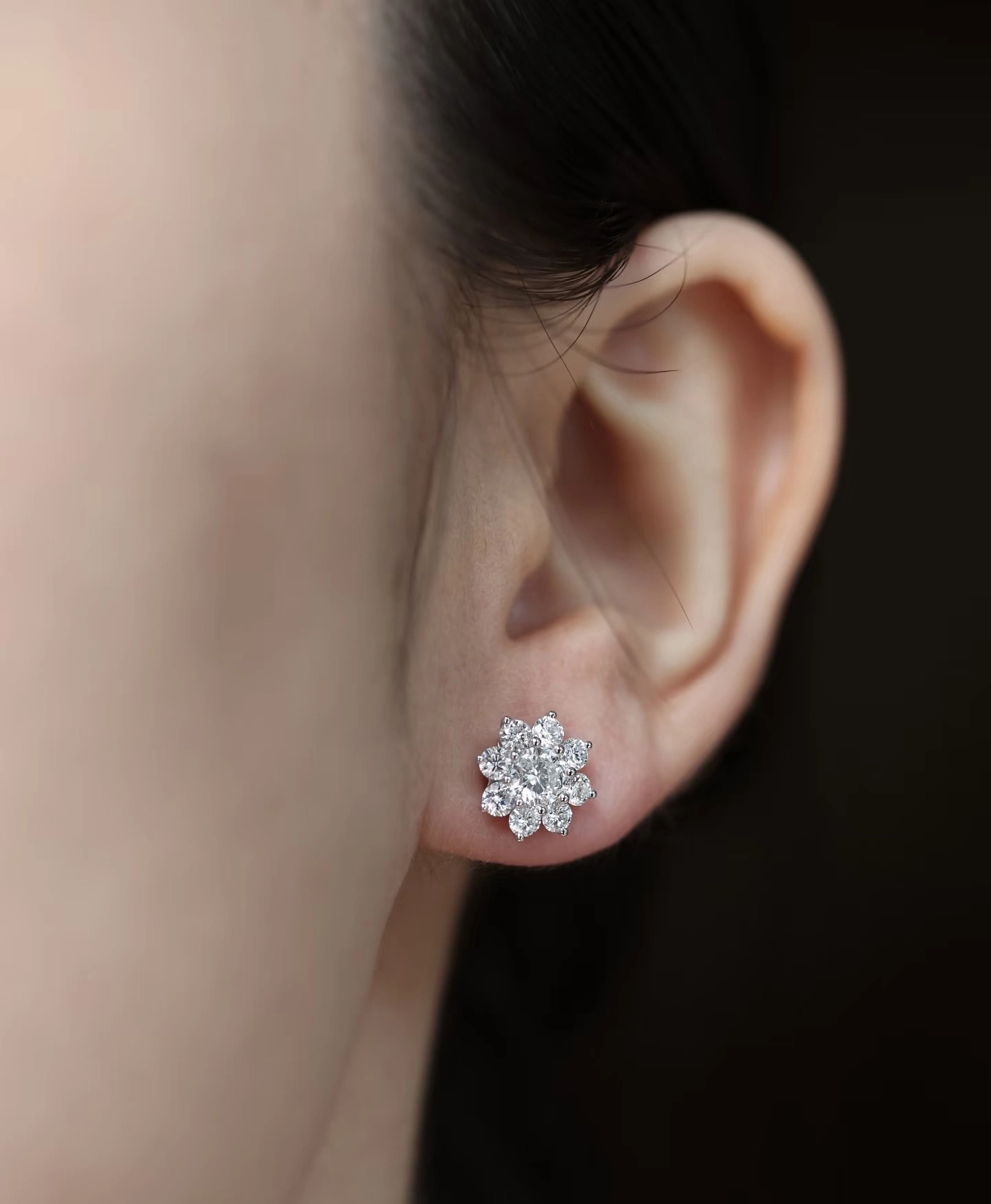 18k lab diamond earrings 2.5ct round earrings Flower custom earrings with IGI certification 1