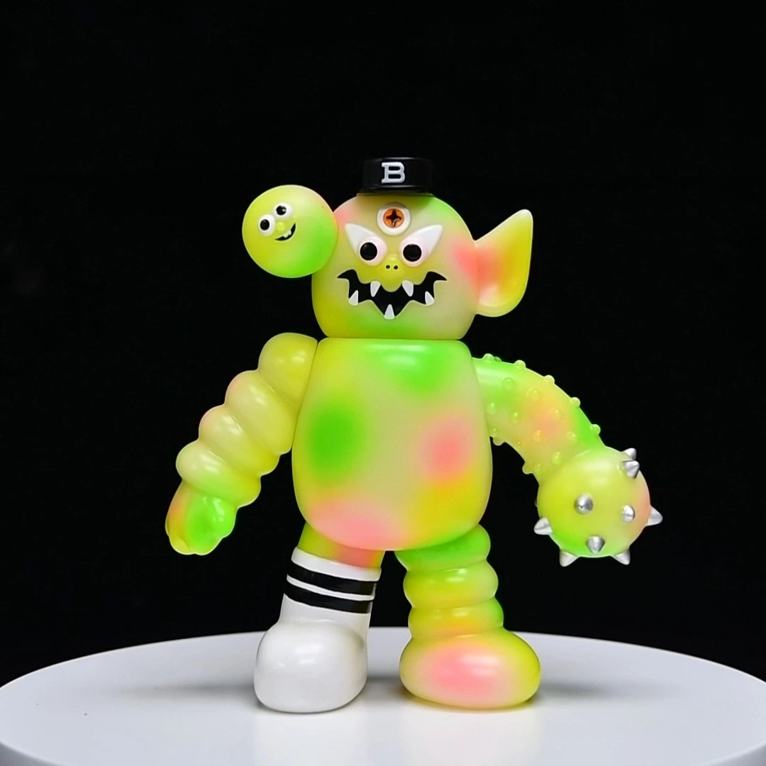 تمثال فينيل ثلاثي الأبعاد مخصص جديد للعرض 1