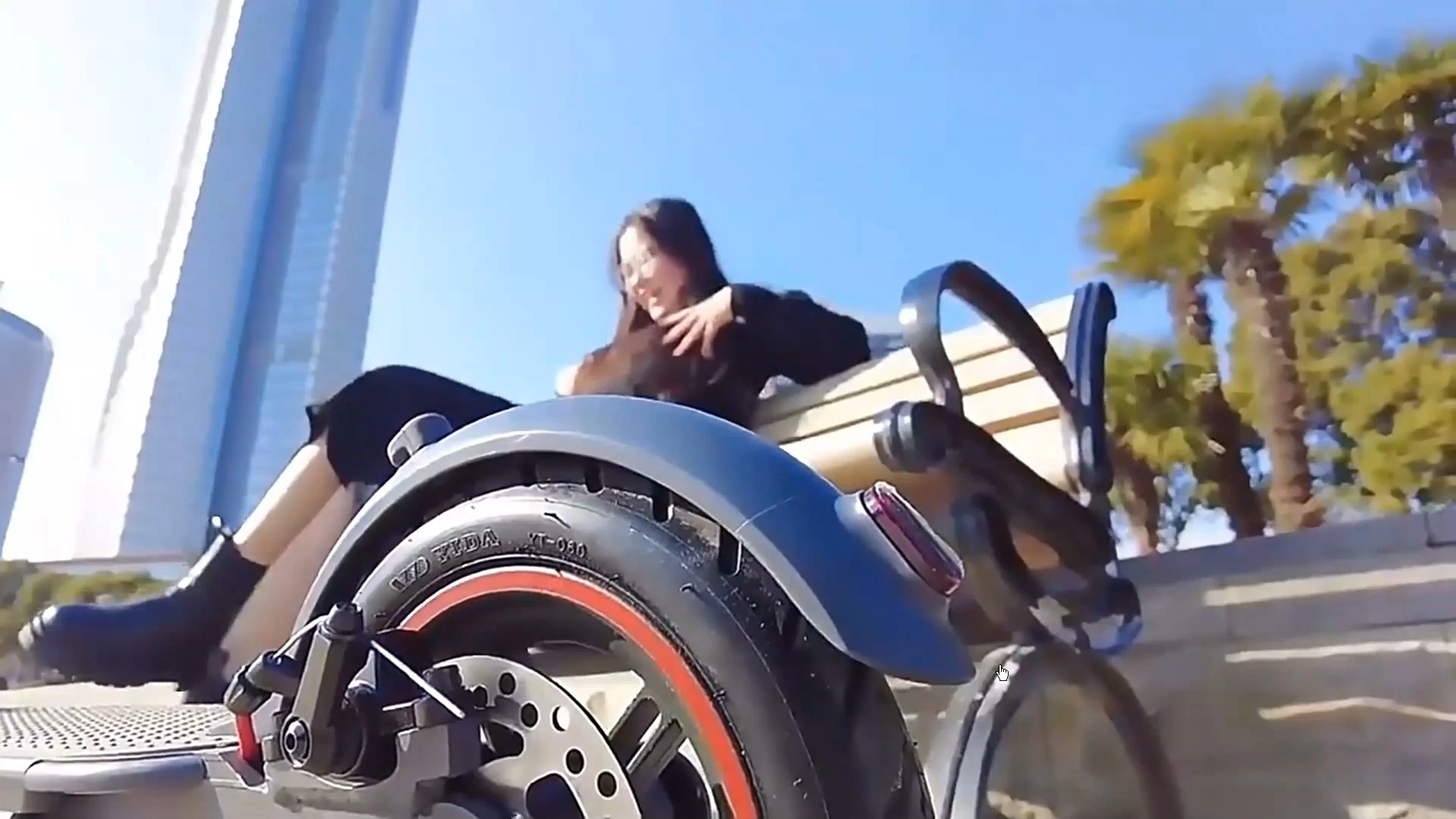 EU USA Warehouse Arrive 350W 8.5 Inch Fast Scooter Electric for Adult Folding E Scooters E Scooter Adults 1