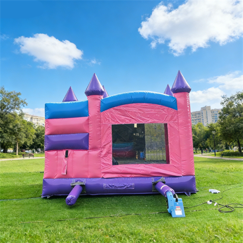 Inflatable Castle with Slide Jumping Bouncy Castle 5