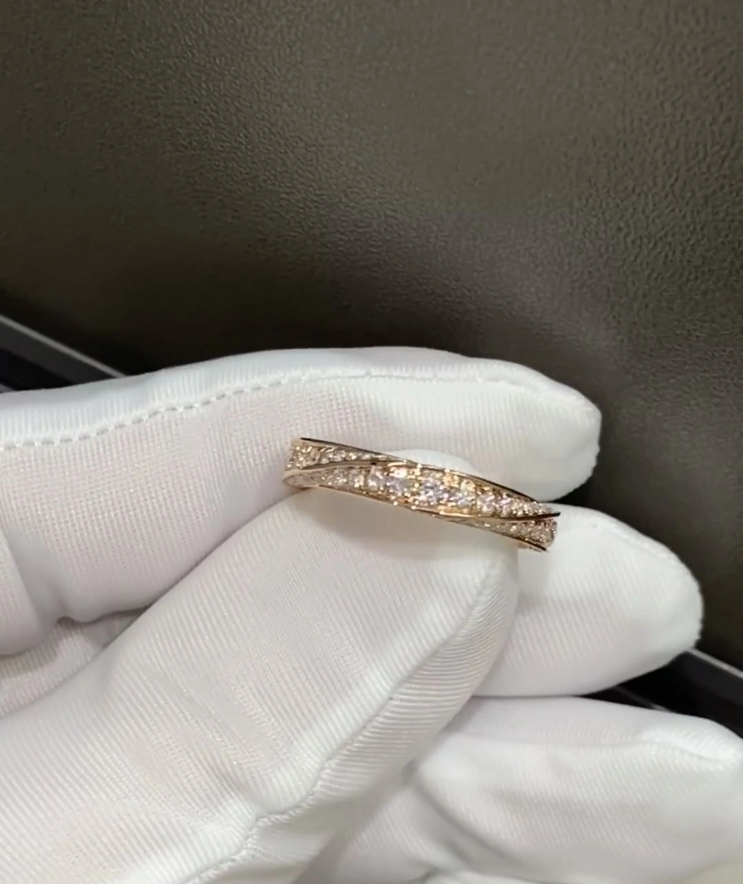 ZKZ Custom Jewelry Lab Grown Diamond Full Eternity Band For Women Daily Wear 1