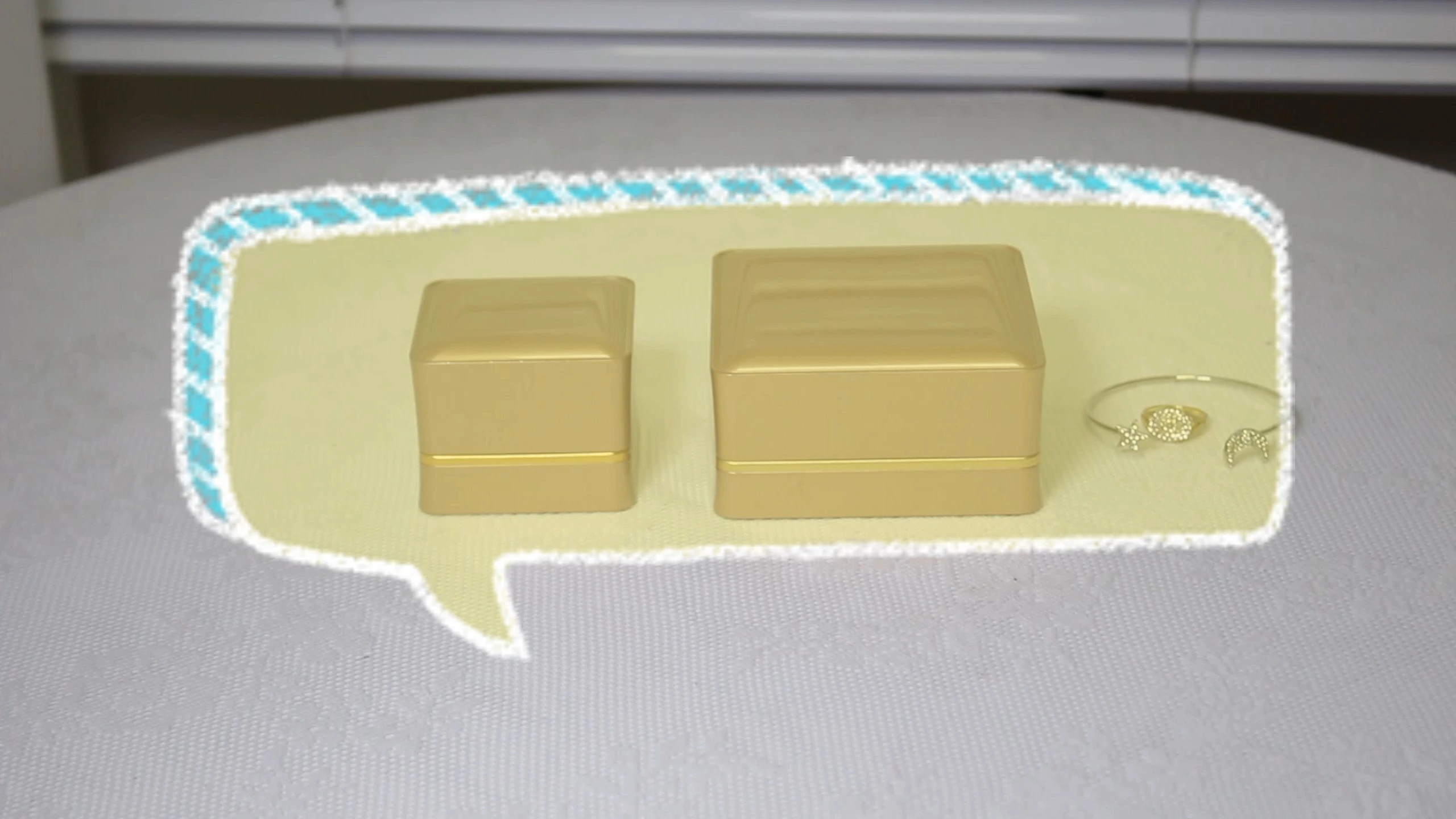 Schmuckkästchen mit LED-Beleuchtung, umweltfreundlicher Kartonverschluss, wasserdichtes Design, Heißprägung des Logos, stabile Box 1