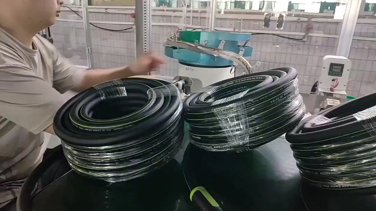 Factory Flexible Heavy Duty Durable Rubber Hybrid Garden Hose Watering Leak Proof 50FT Lightweight Hybrid Garden Water Hose Pipe 1