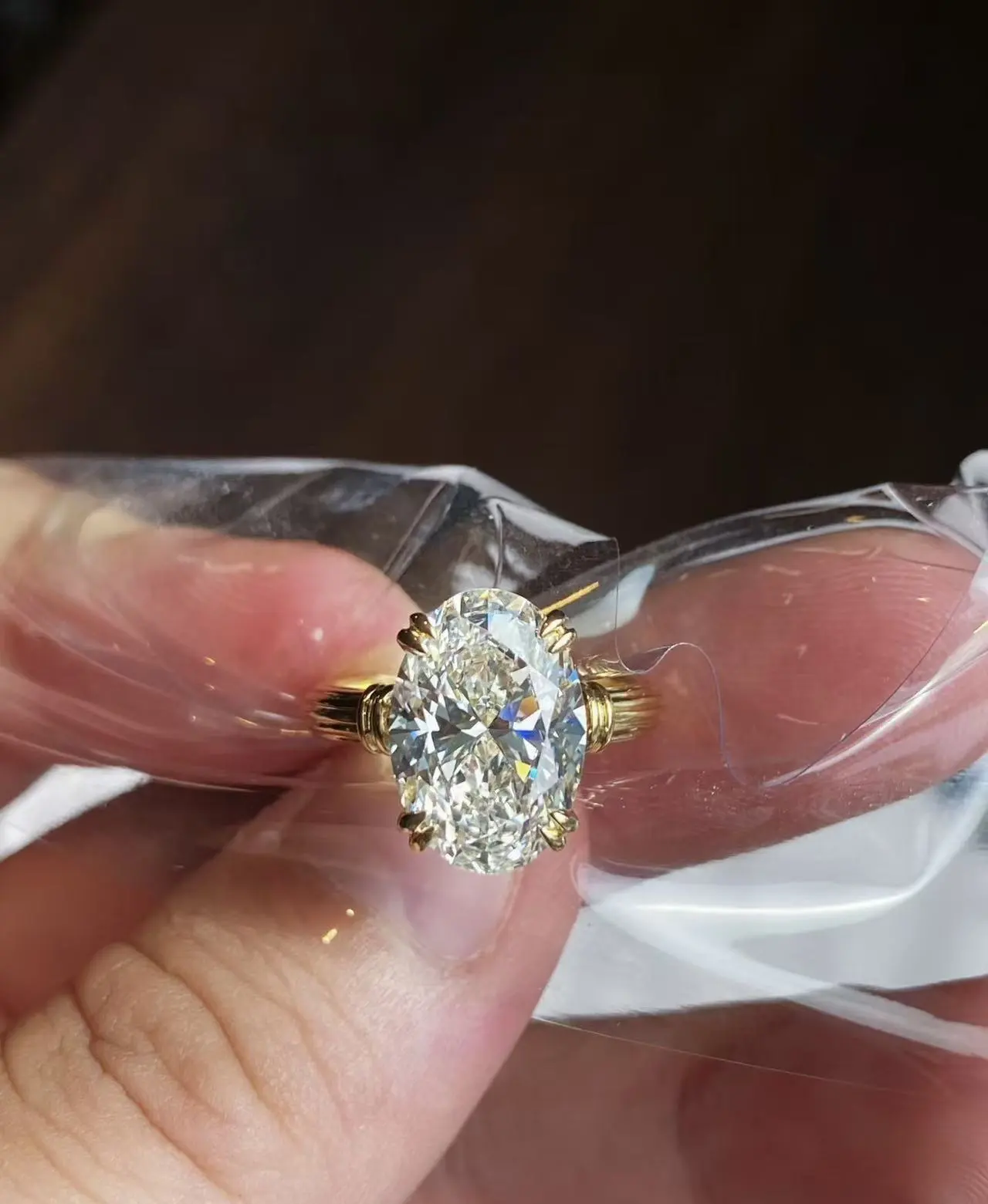 18K Lab Diamond Ring 1.56ct Oval Retro Ring Customized engagement ring with IGI certification 1